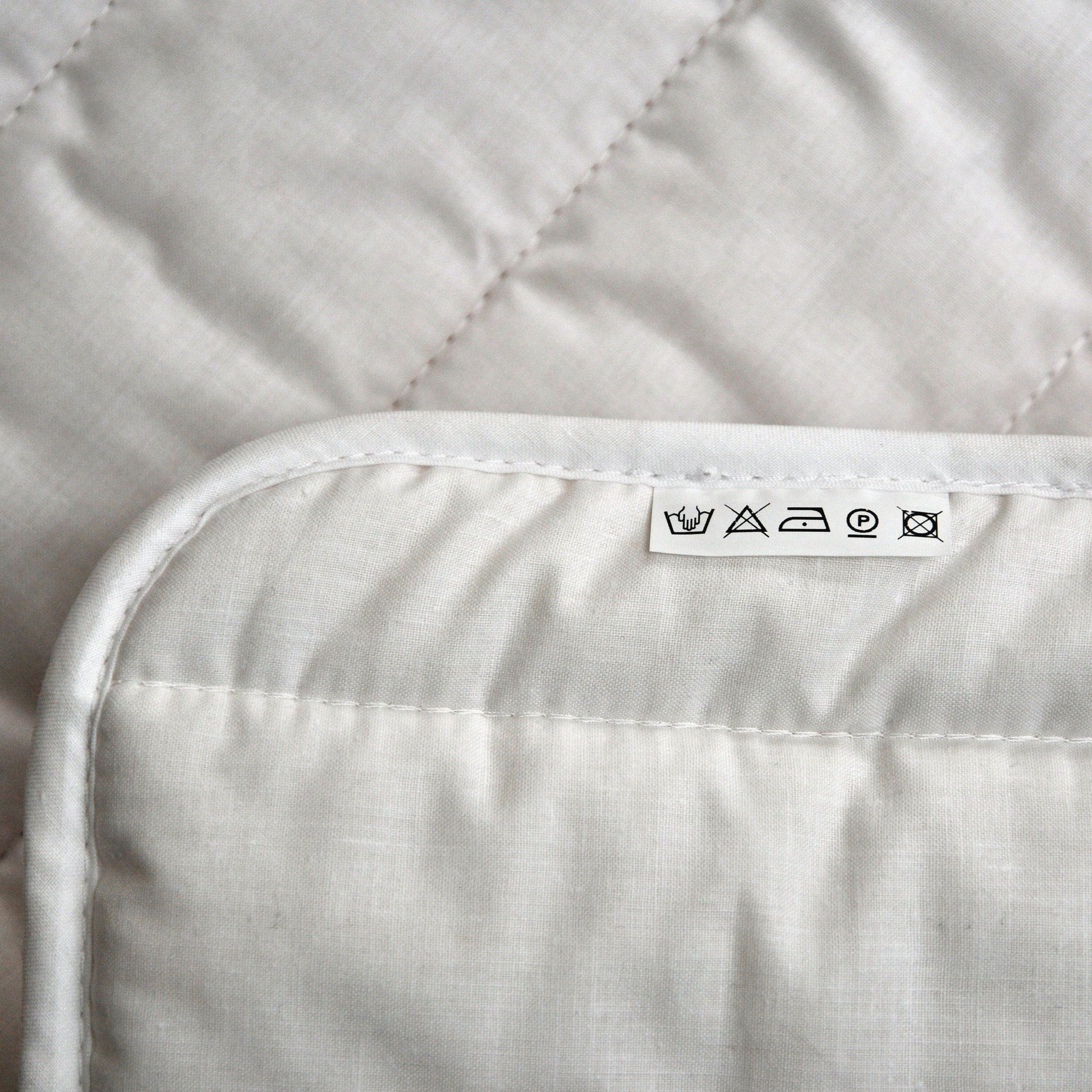 Matelas à langer coton bio pour table à langer murale Fifi - Détail